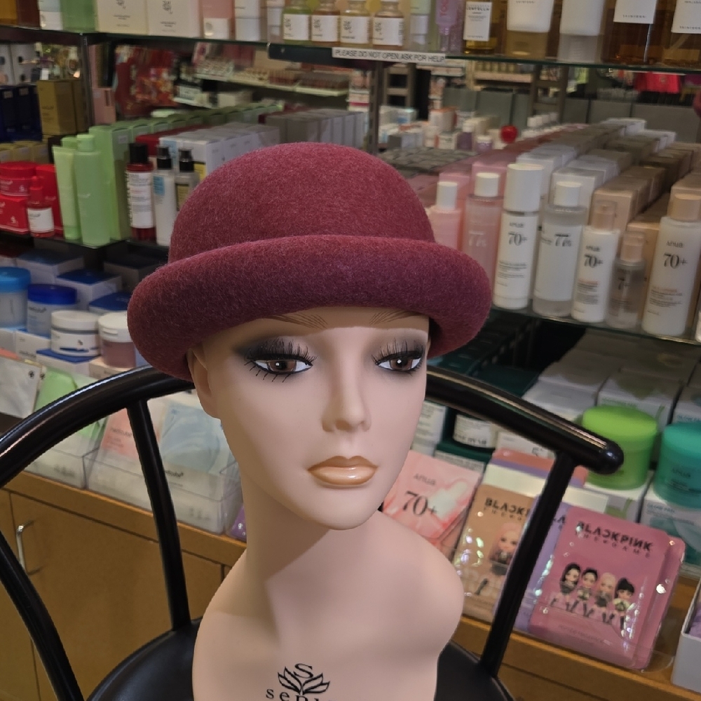 New Elegant Burgundy Wool Roll up Hat